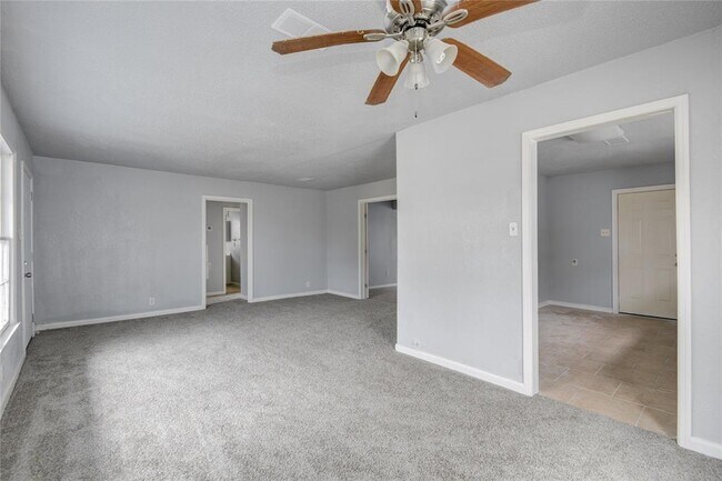 Foto del edificio - 1427 W 6th St