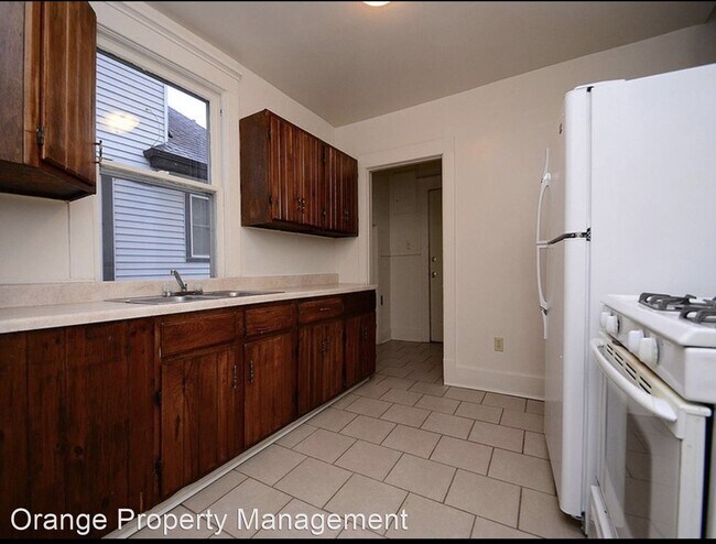 Building Photo - 4 br, 2 bath House - 1925 Emmet St