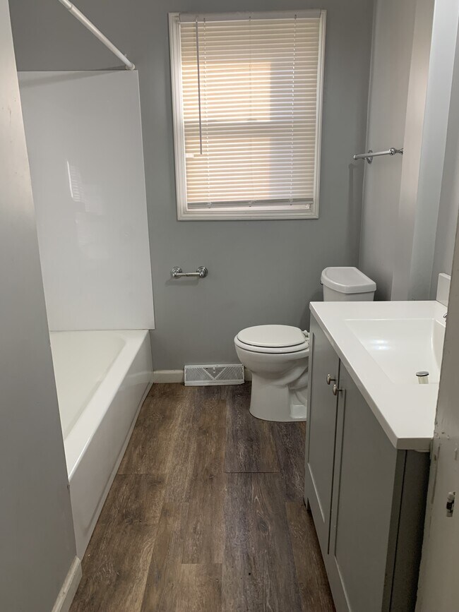 Building Photo - 4109 N 56th St