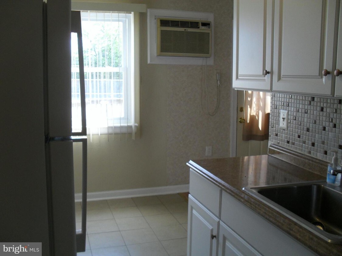 Primary Photo - 4229 O St