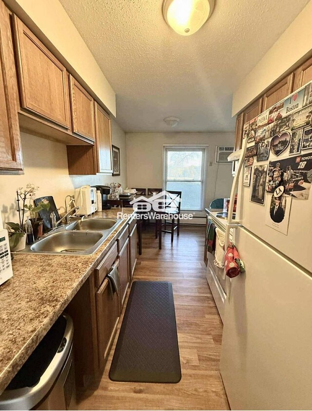 Foto principal - 918 9th Ave S