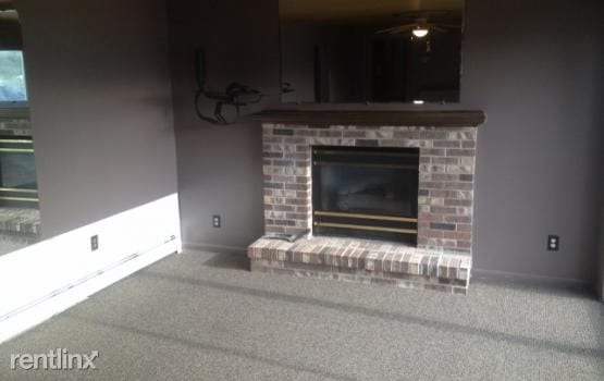 Building Photo - 3015 S Vassar Rd