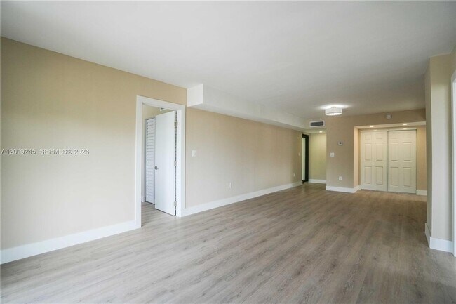 Foto del edificio - 6960 Rue Vendome