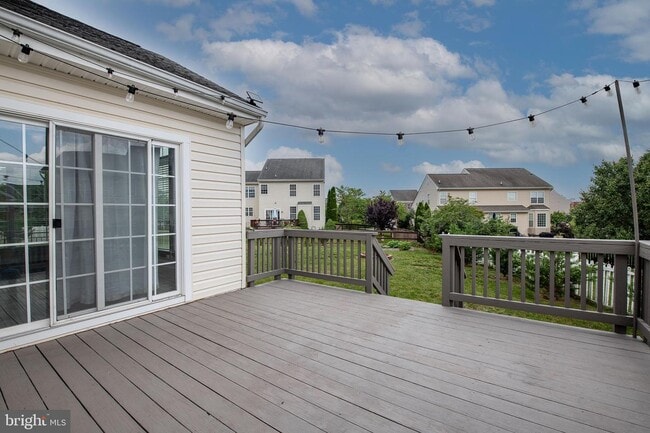 Building Photo - 73 Anthony Taylor Way