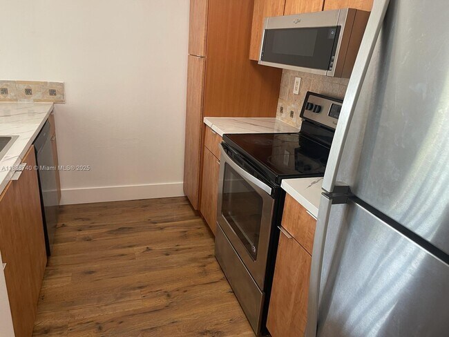Foto del edificio - 6995 NW 186th St