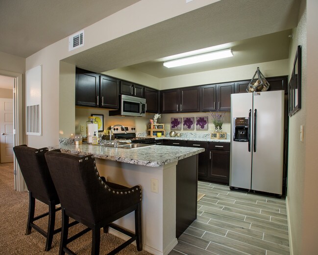 Icon at Hewitt Apartments Hewitt, TX