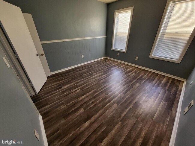 Foto del edificio - 517 N Rose St