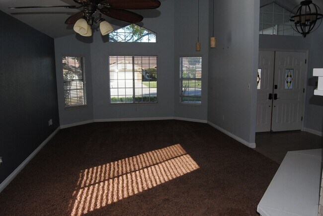 Foto del edificio - 9305 Brookstone Ct