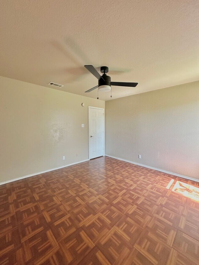 Building Photo - 3Ba/2Ba in Killeen, TX!!