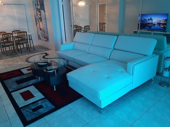 Foto del edificio - 2030 S Ocean Dr