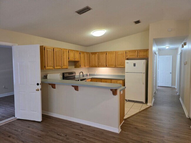 Foto del edificio - 601 SW Naha St