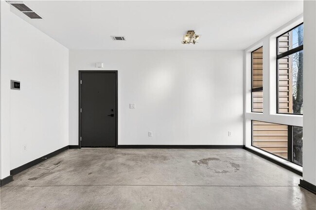 Foto del edificio - 972 DeKalb Ave NE
