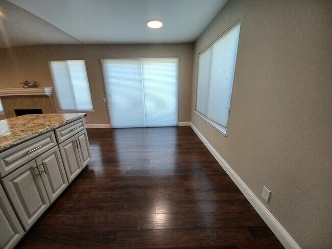 Building Photo - 4964 Antioch Loop