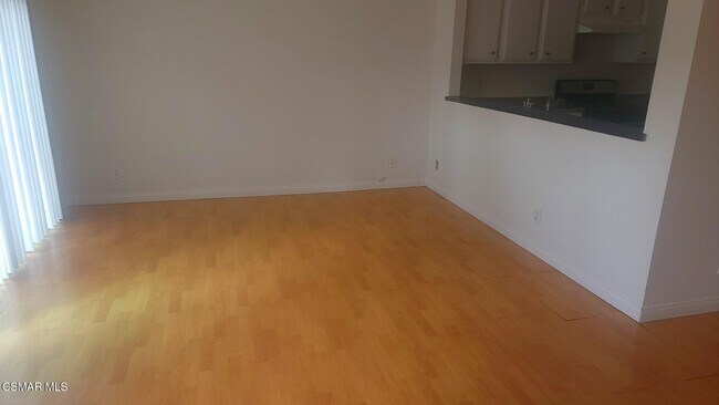 Foto del edificio - 12301 Runnymede St