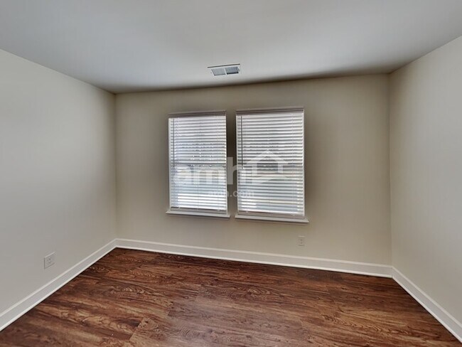 Building Photo - 3557 Leeville Pike