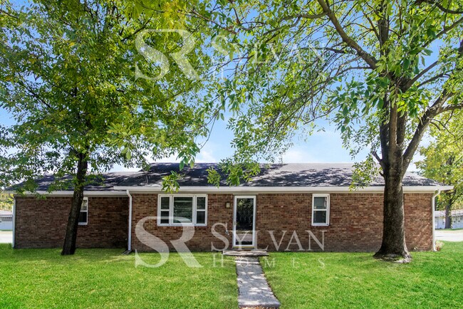 Building Photo - Fall in love with this 3BR, 2BA Home!