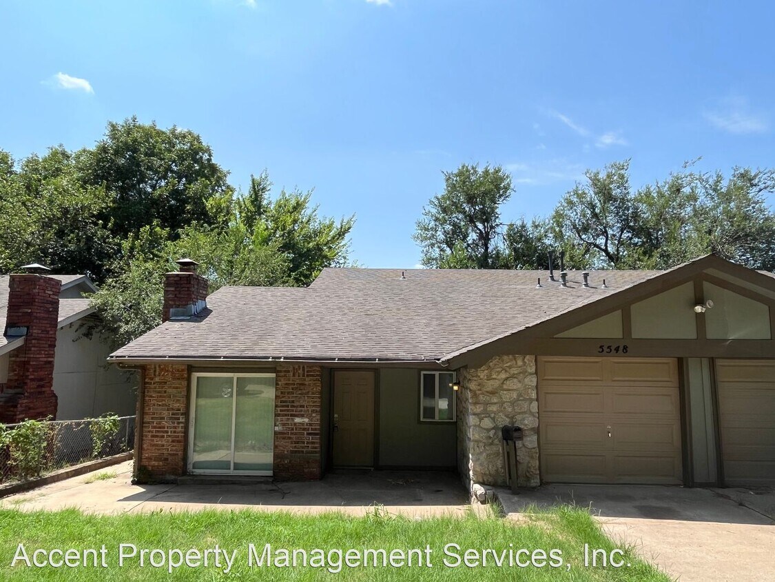 Foto principal - 3 br, 2 bath House - 5548 South Lewis Court