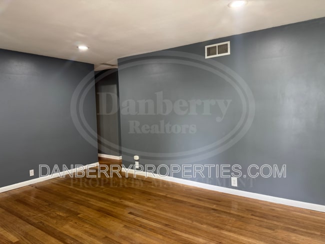 Building Photo - 234 Lexington Ave