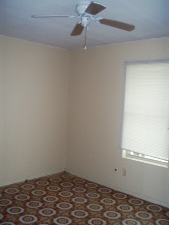 Building Photo - 1303 Philadelphia St
