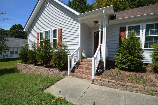 Building Photo - 4505 Whistling Way