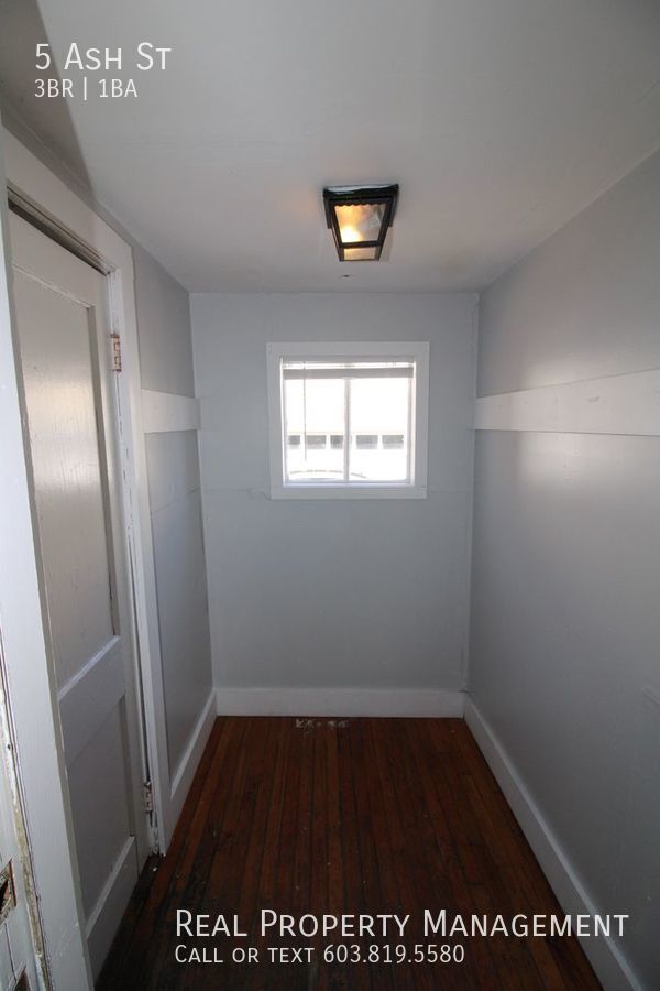 Building Photo - Spacious 3 Bedroom Duplex in Somersworth, ...