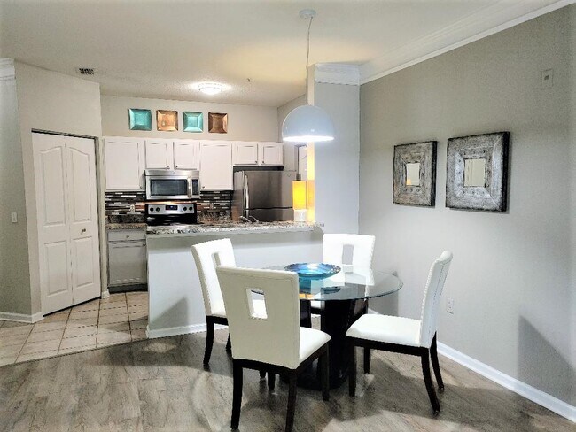 Foto del edificio - 4207 S Dale Mabry Hwy