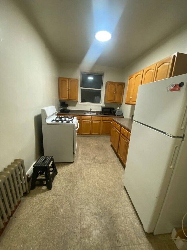 Foto del edificio - 36-40-40 Crescent St