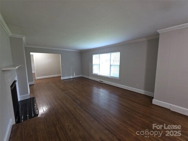 Foto del edificio - 4134 Sheridan Dr