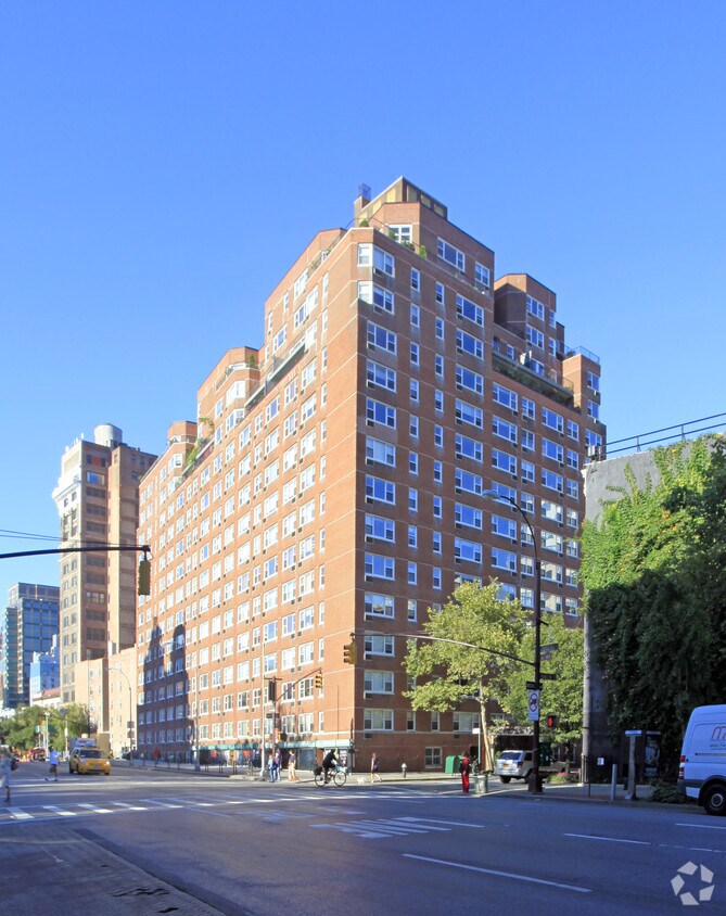 Village City Real Estate Apartments New York Ny Apartments Com