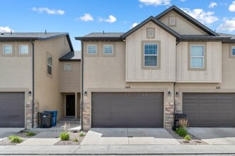 Building Photo - 246 S 1800 E