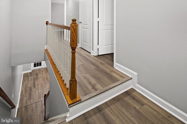 Foto del edificio - 3844 Chesterwood Dr