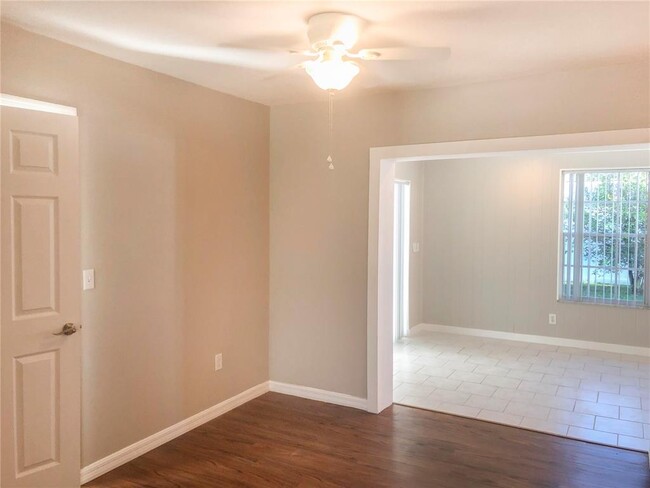 Foto del edificio - 8153 Boca Grande Ave