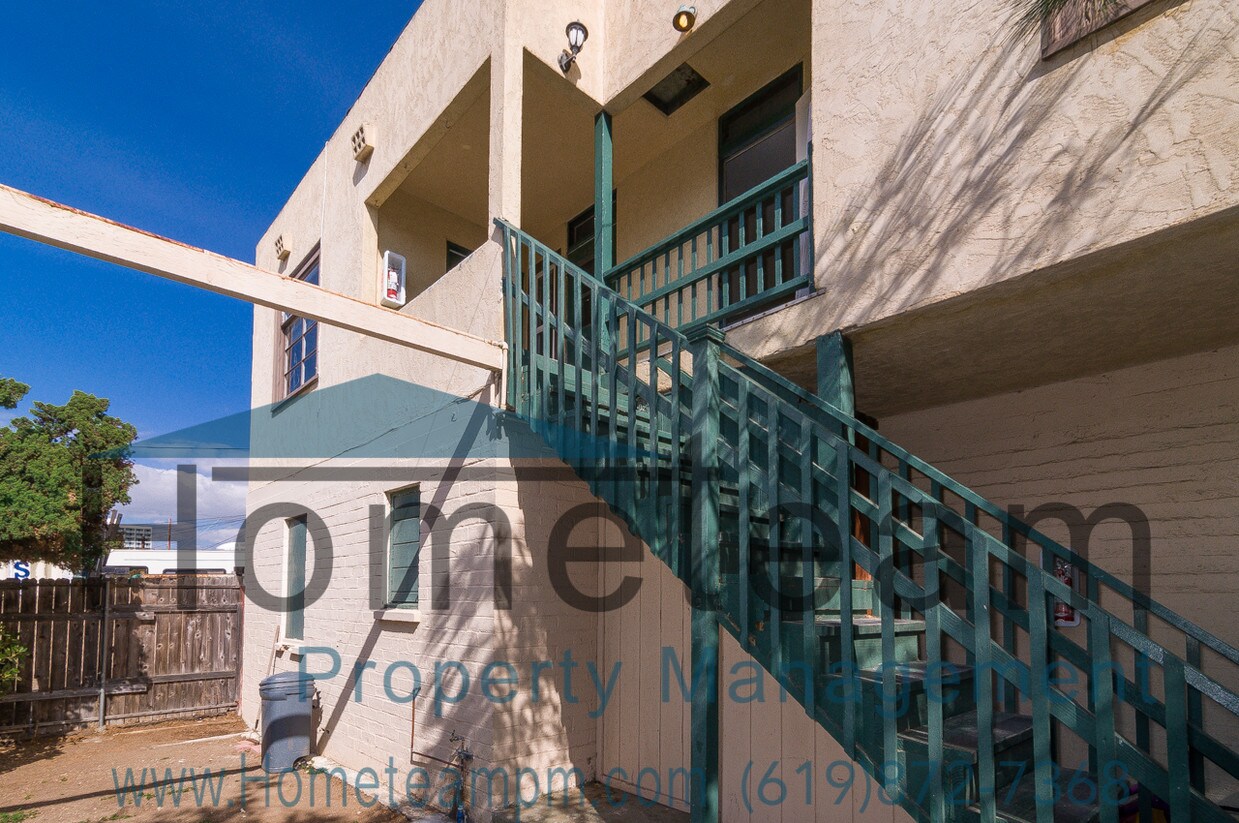 Primary Photo - 425 3rd Ave