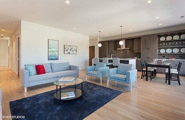 Foto del edificio - 1745 N Hoyne Ave
