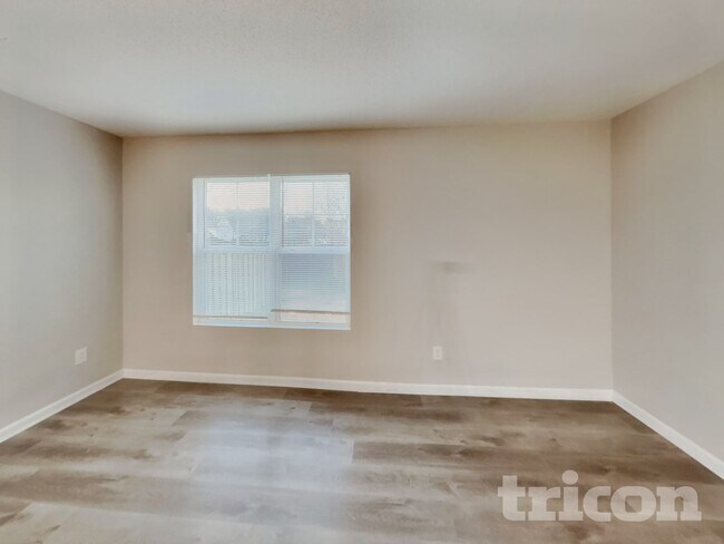 Foto del edificio - 4505 Arcaro Dr