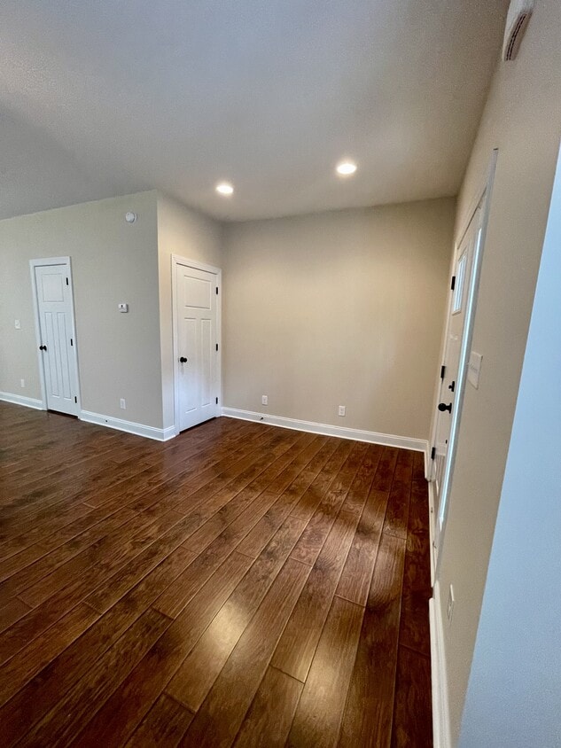 Photo - 102 Capital St (Lynchburg, VA)