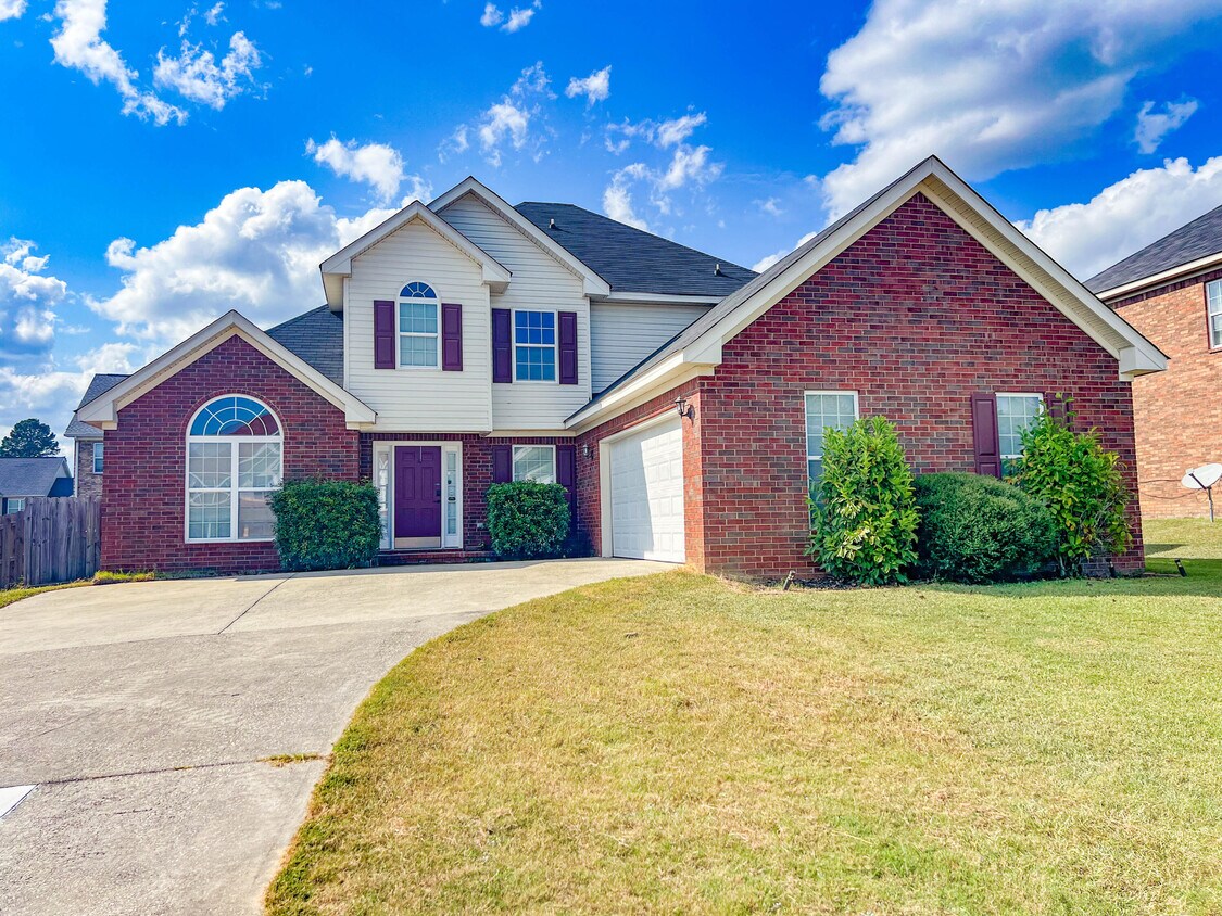 Foto principal - 6117 Independence Way