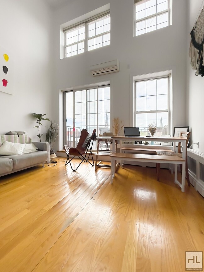 Building Photo - JAVA STREET / Greenpoint / 2-Bed 2-Bath Pe...