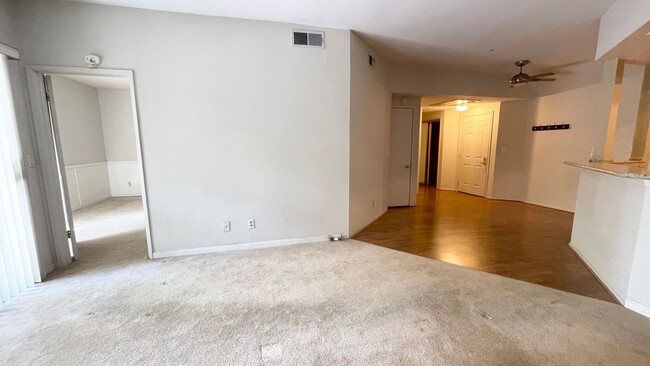 Building Photo - 25938 Kay Ave. Apt #112