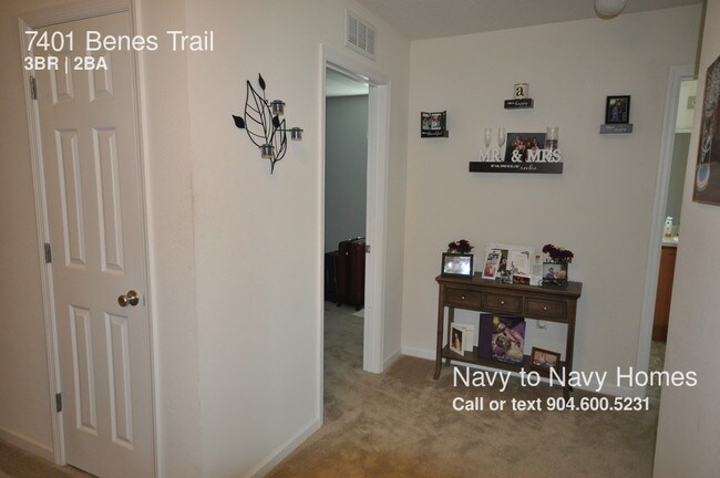Building Photo - 7401 Benes Trl