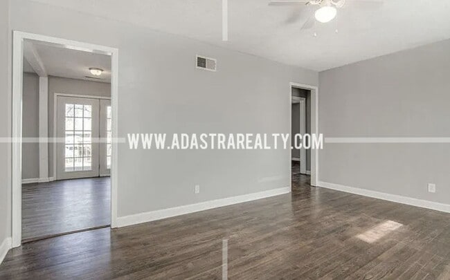 Foto del edificio - Beautiful 3 Bed/1 Bath Home in KCMO/Raytow...