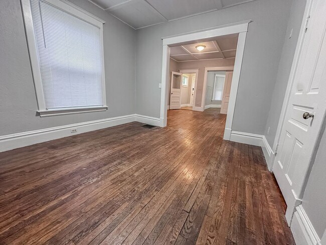 Foto del edificio - 41 Caledonia St NE