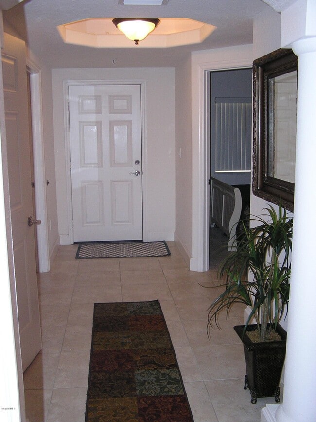 Foto del edificio - 817 Mystic Dr