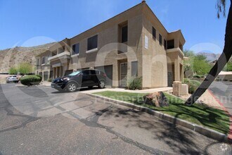 Building Photo - 1716 W Cortez St