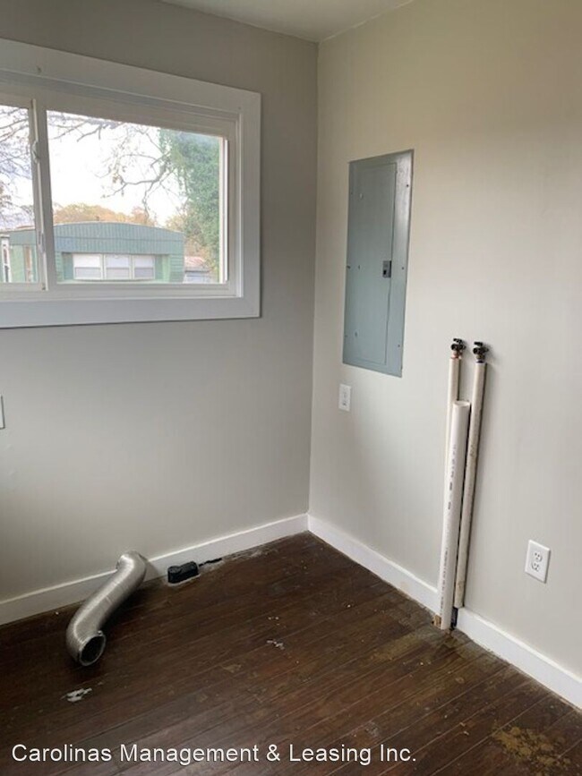 Foto del edificio - 2 br, 1 bath House - 322 10th Street