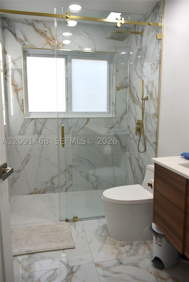 Foto del edificio - 6810 NW 28th Pl