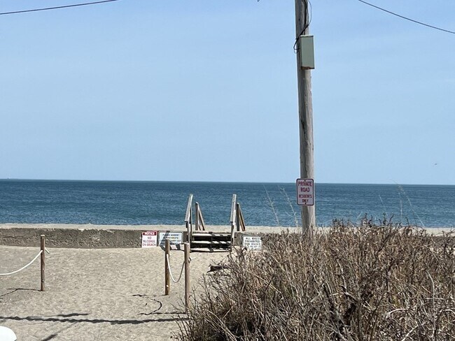 Foto del edificio - 139 Bay View Ave