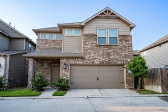 Building Photo - 4006 Starbright St