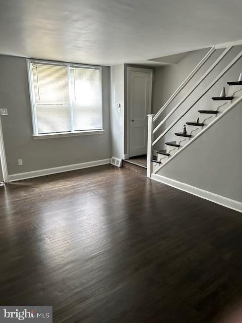 Primary Photo - 1380 N 76th St