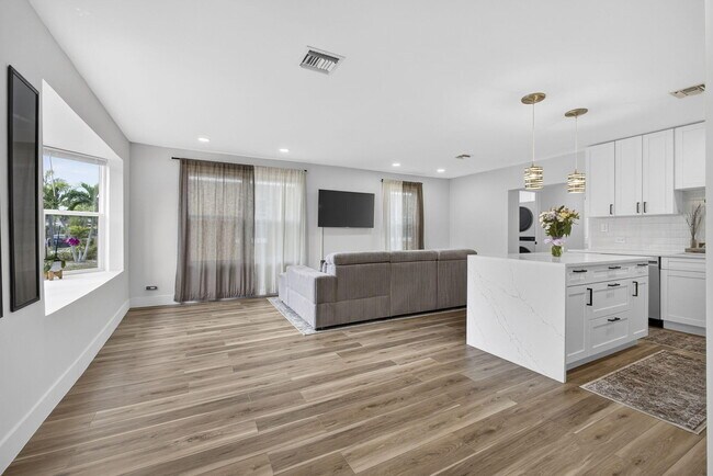 Foto del edificio - 701 37th St